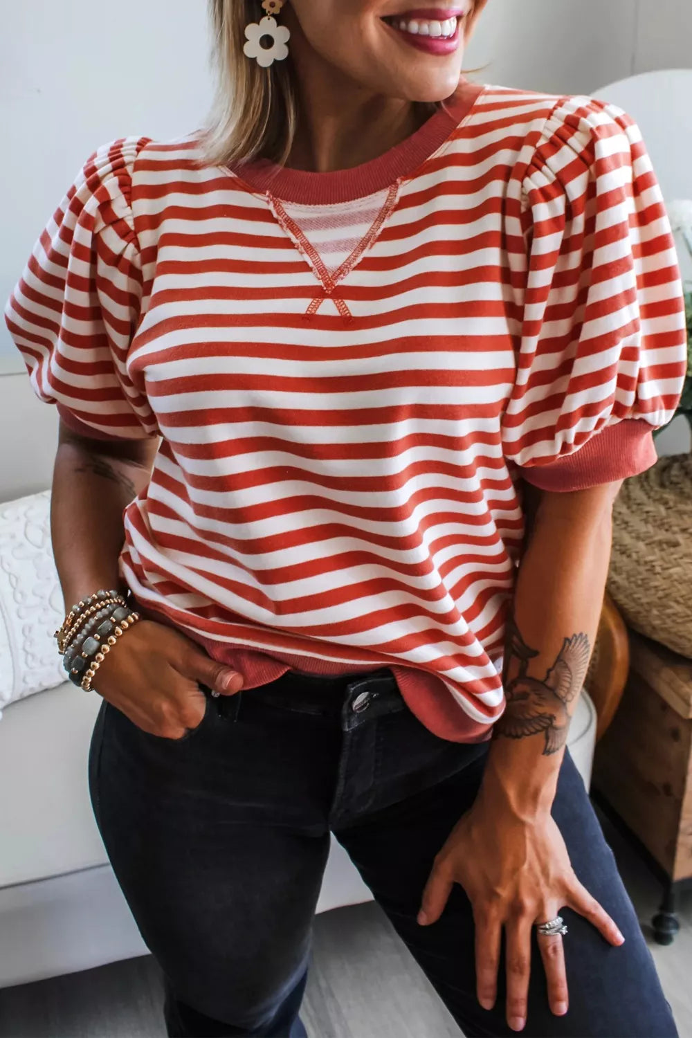 Striped puff sleeve top with crew neck and ribbed hem
