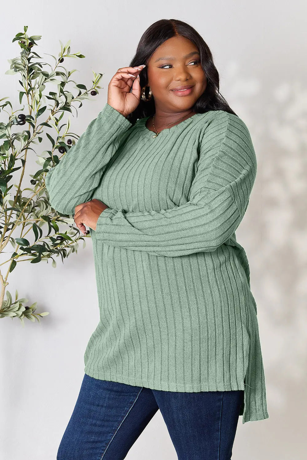 Ribbed knit long sleeve tunic top with side slits