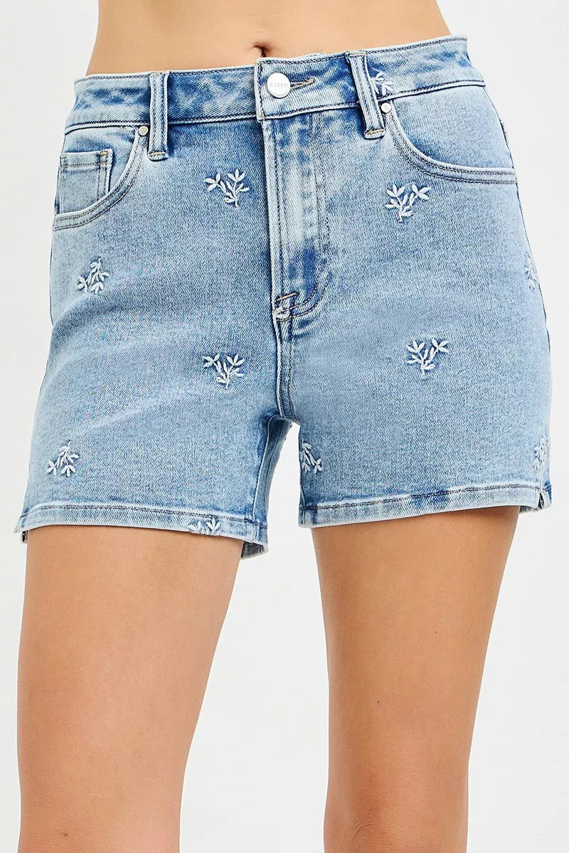 LIGHT High-rise denim shorts with all-over embroidered floral detail