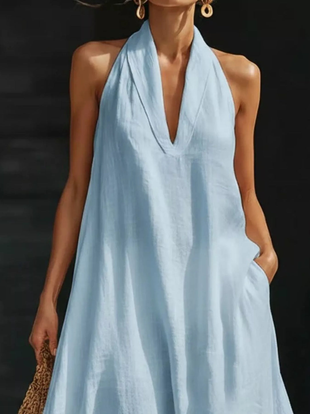 Halter neck flowy maxi dress with side pockets