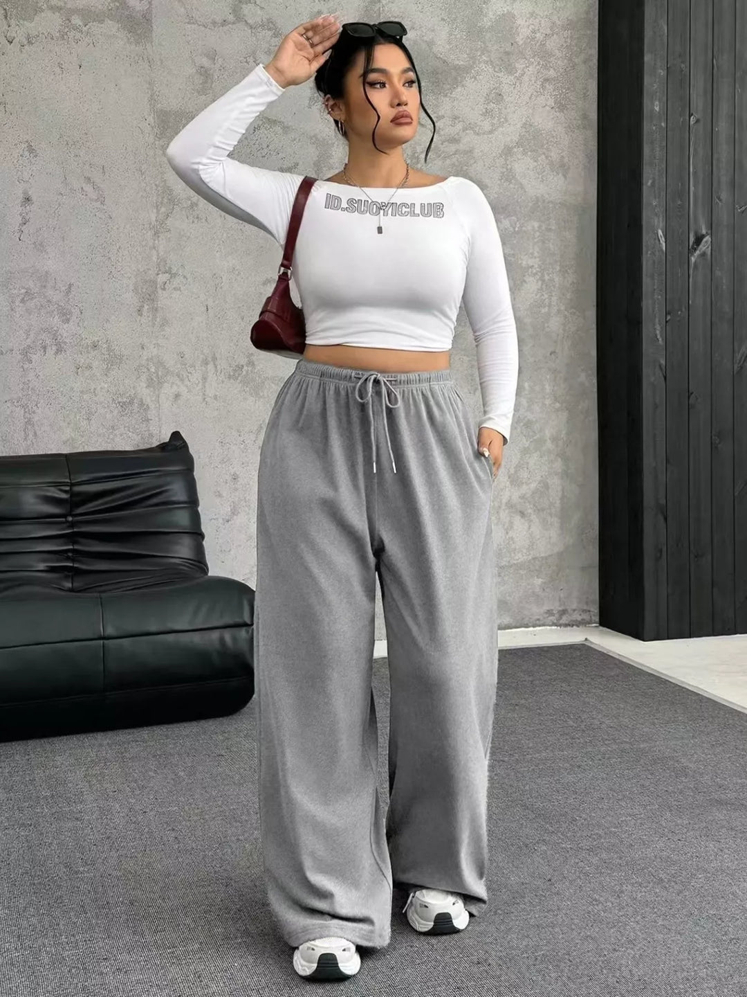 Wide-leg drawstring pants with elastic waist and pockets