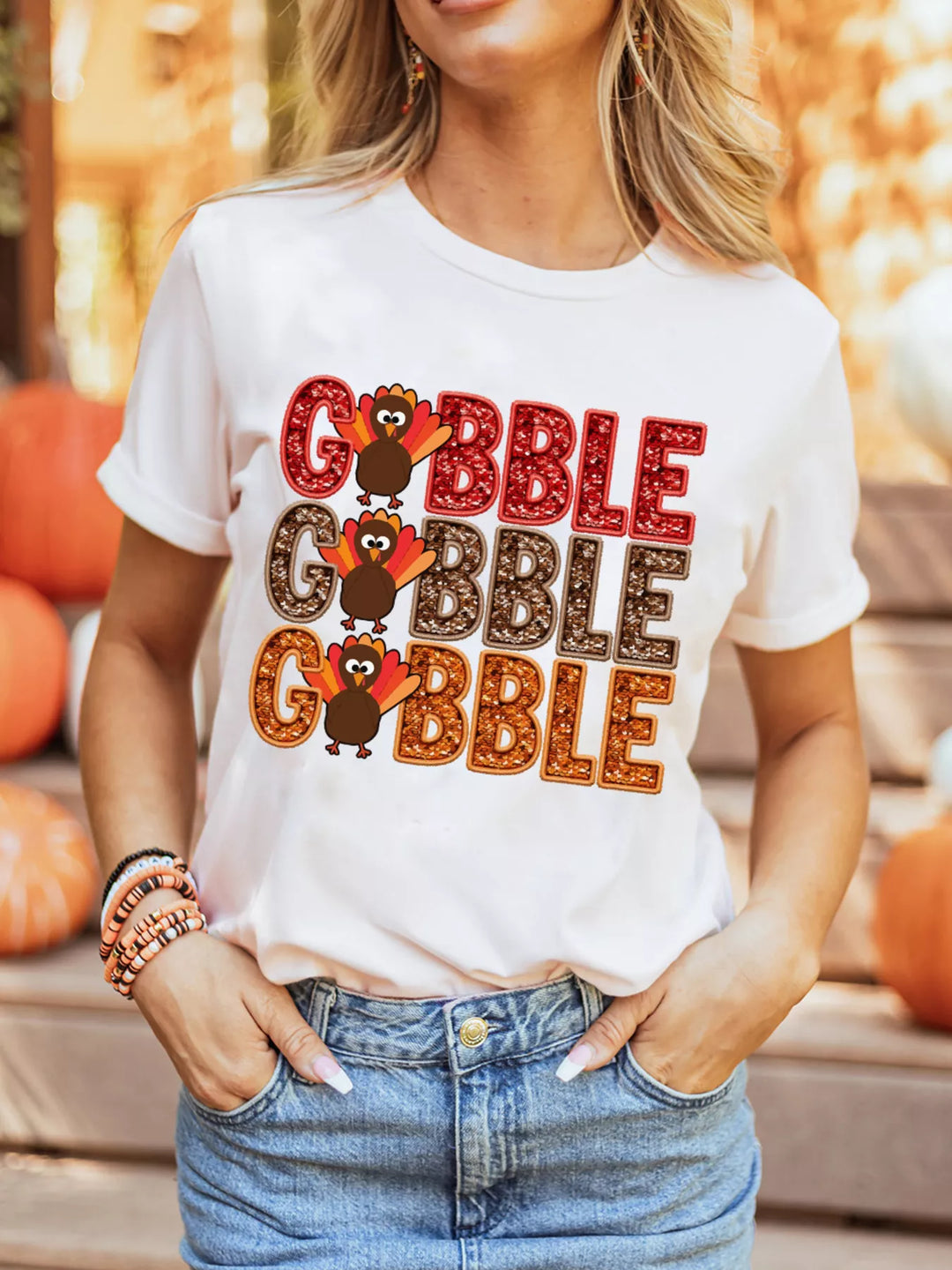 Gobble turkey graphic Thanksgiving crew neck T-shirt