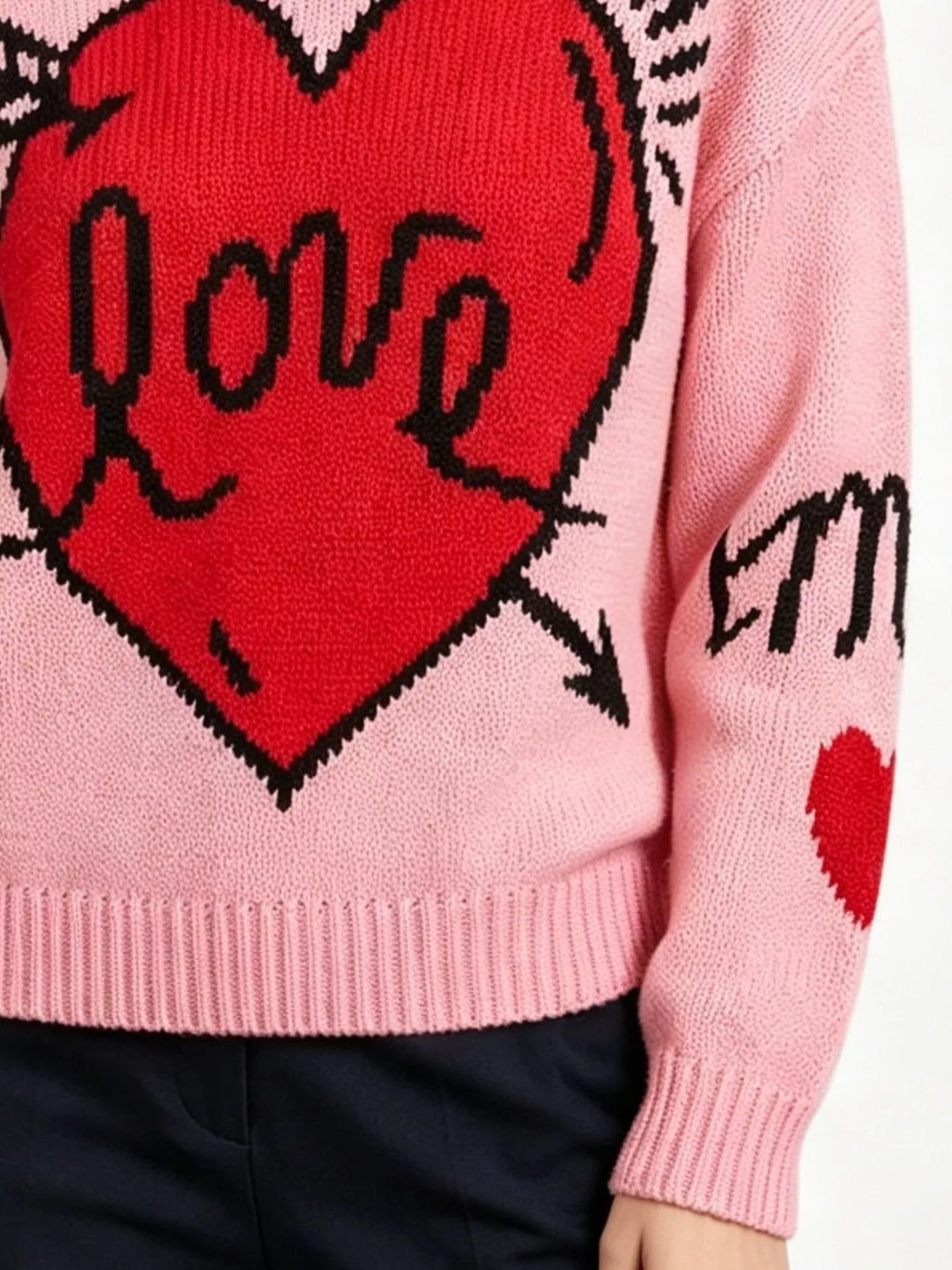 Heart and arrow graphic knit sweater with ribbed trim