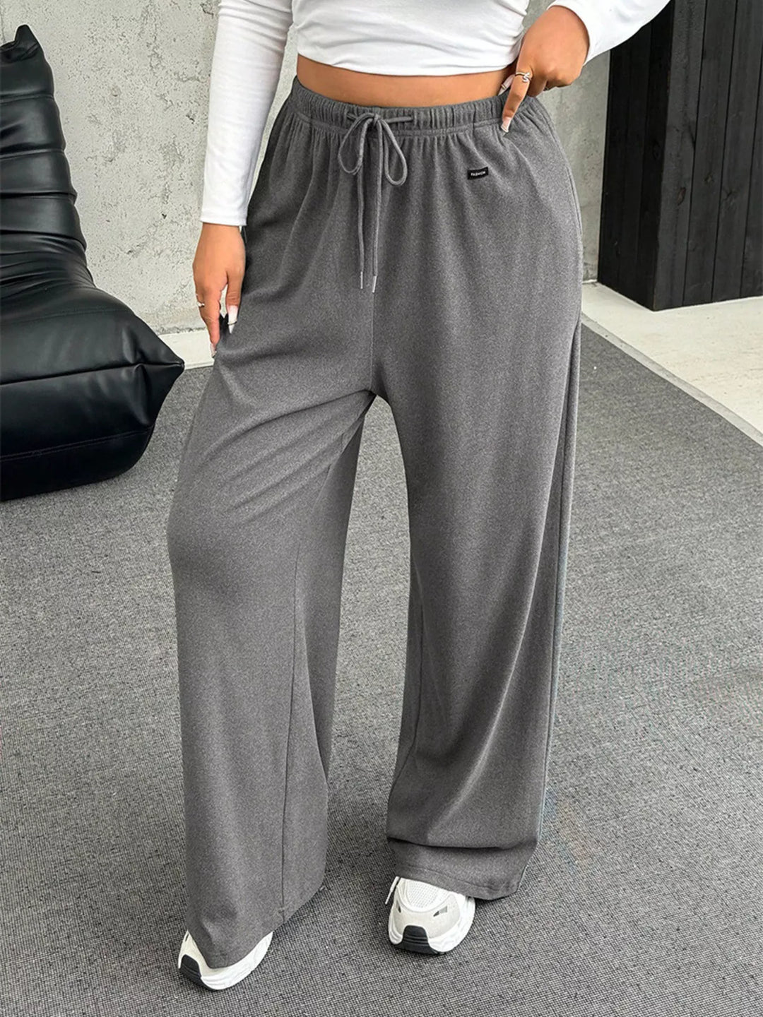 Gray Wide-leg drawstring pants with elastic waist and pockets