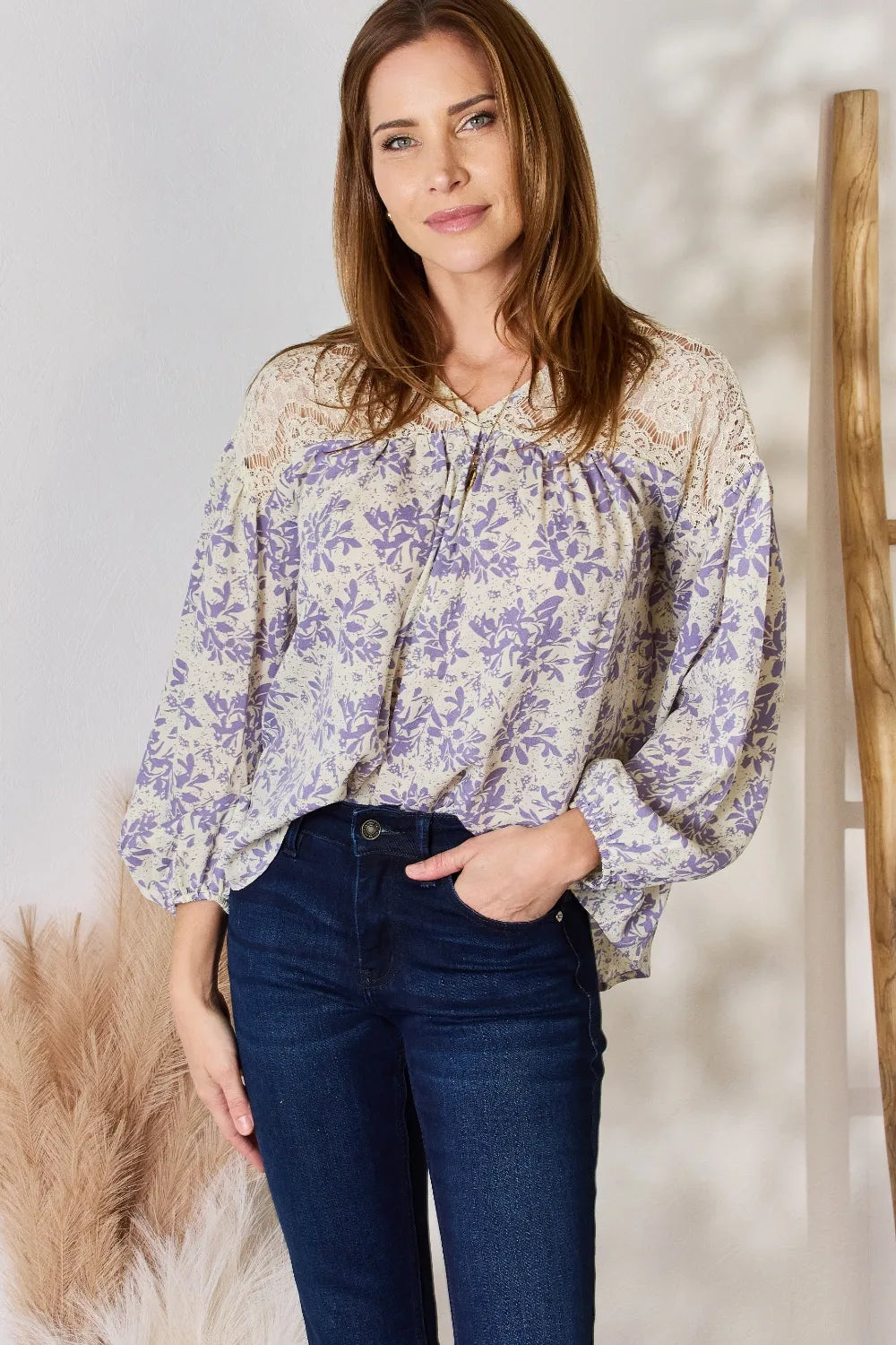 LILAC Floral print blouse with lace yoke and balloon sleeves
