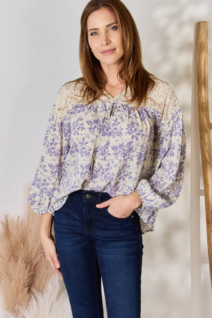 LILAC Floral print blouse with lace yoke and balloon sleeves