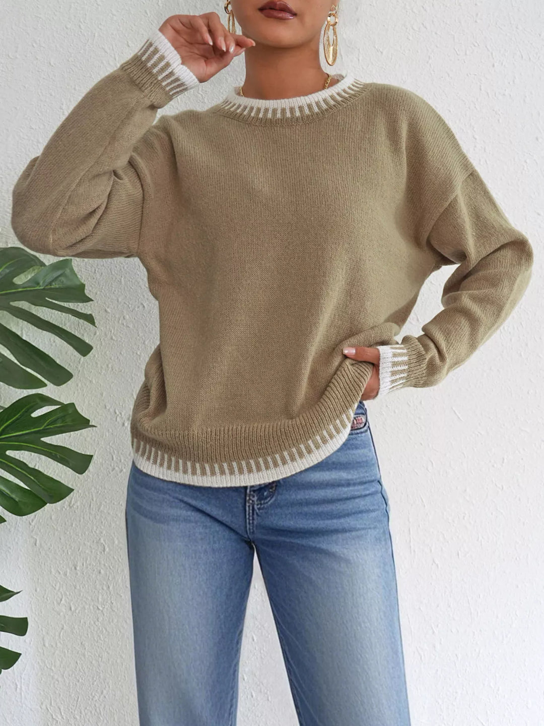 Contrast whipstitch trim drop shoulder crew neck sweater