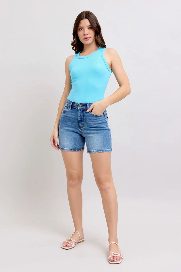 High-rise two-button denim shorts with 5-pocket style