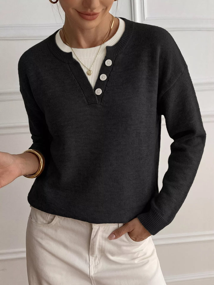 Three-button henley placket knit sweater with ribbed trim