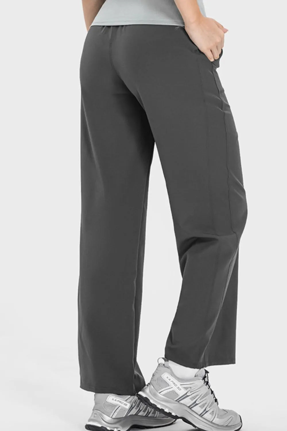 Drawstring straight-leg active pants with pockets