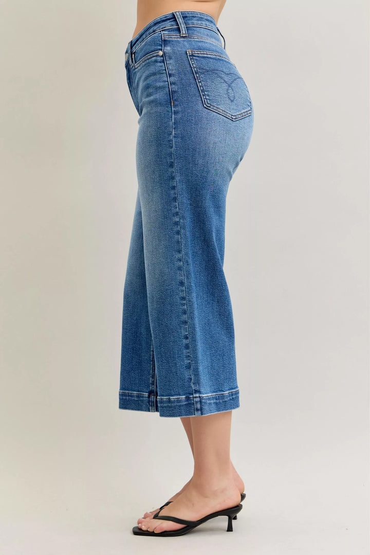 Judy Blue mid-rise crop wide-leg jeans with cuffed hem