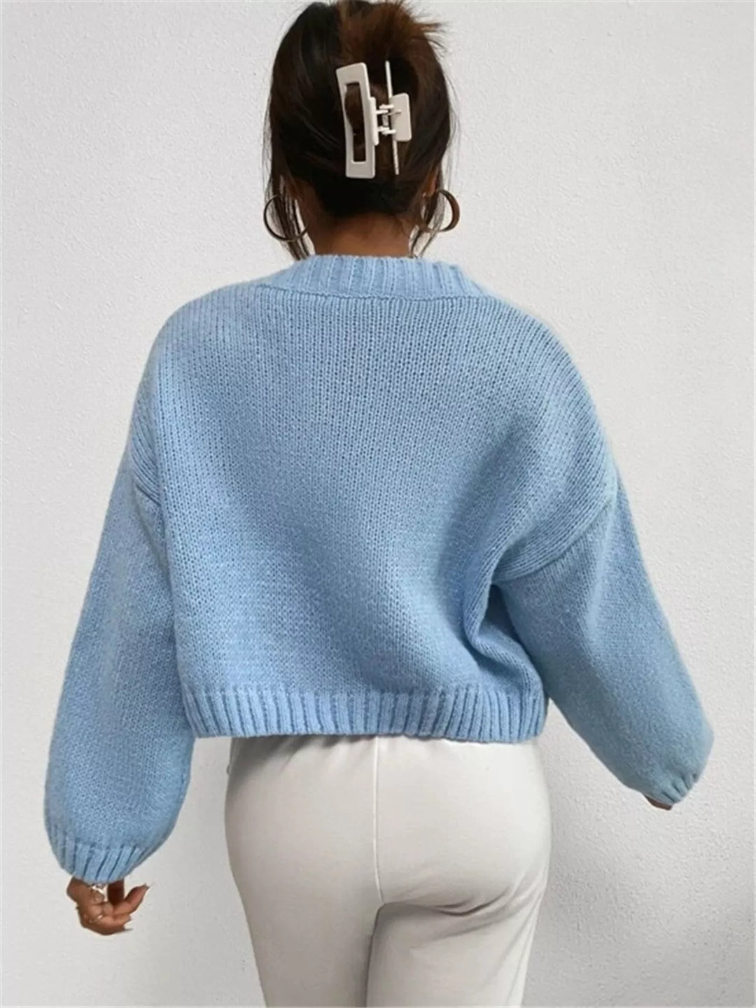 Cropped cloud-print button-up V-neck knit cardigan