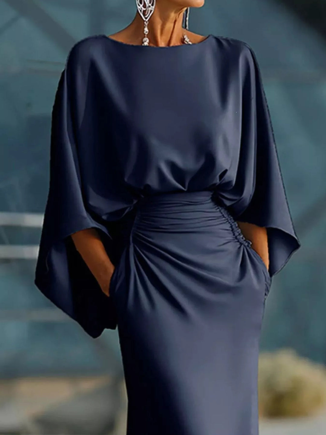 Batwing sleeve maxi dress with ruched waist and pockets