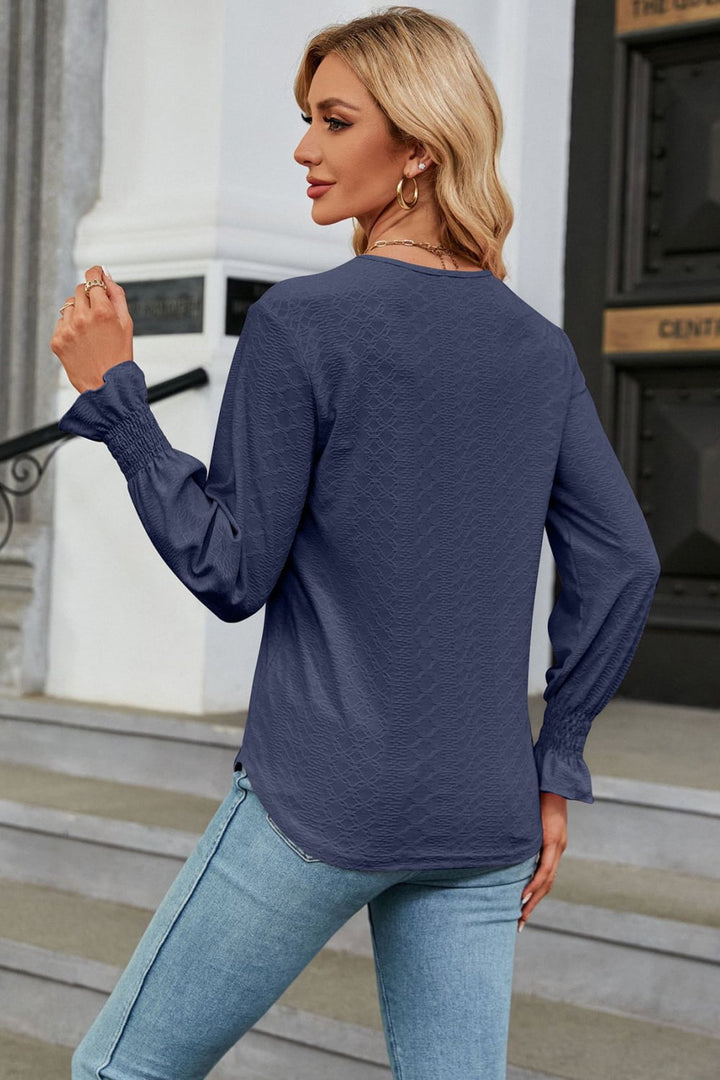 Contrast crochet V-neck blouse with flounce sleeves