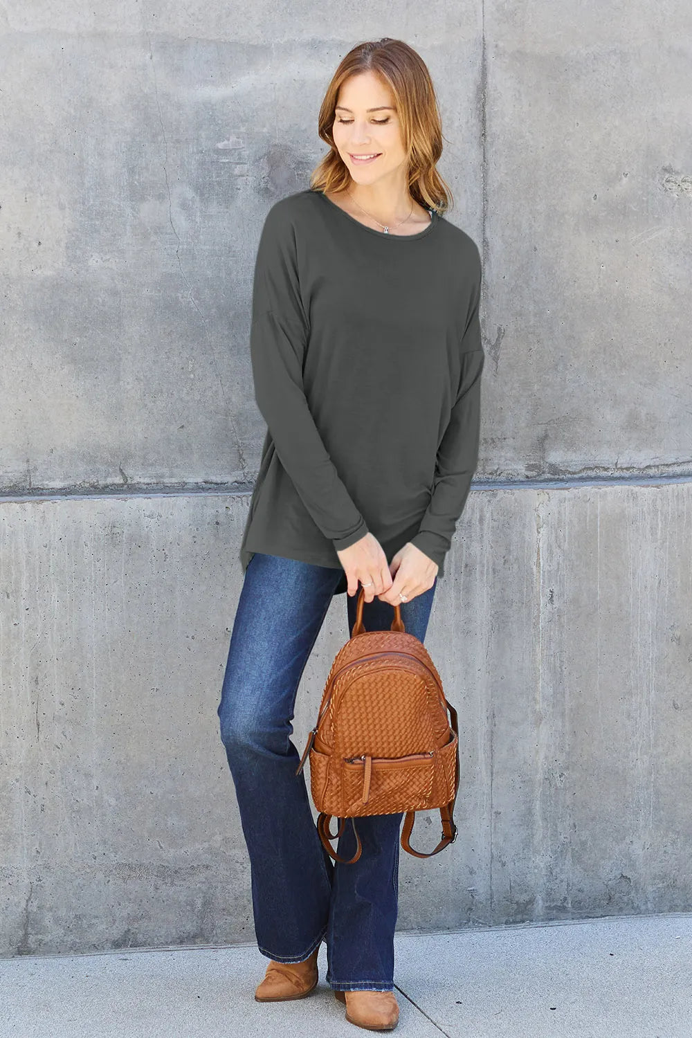 Dropped-shoulder round neck long sleeve knit top