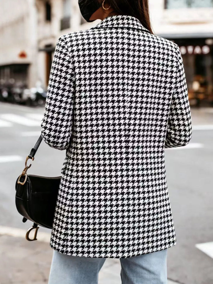 Houndstooth double-breasted blazer with notch lapel