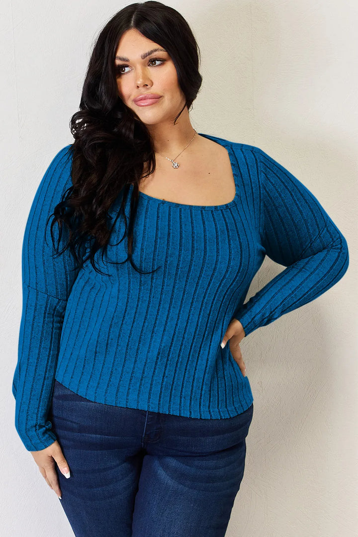 Ribbed scoop neck long sleeve fitted top