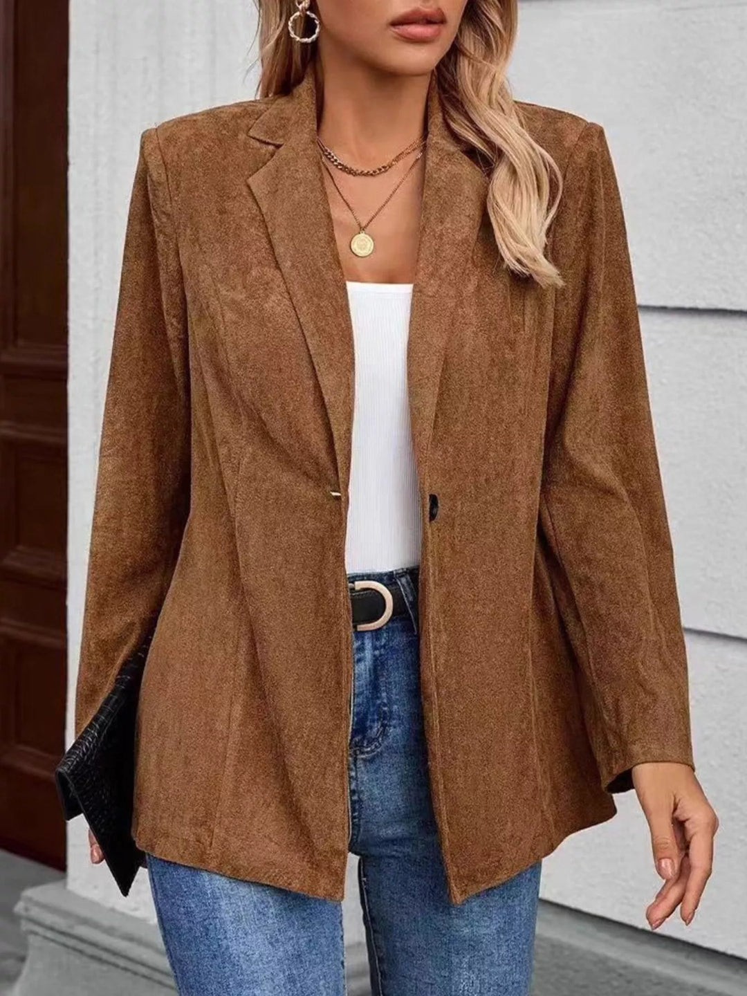 Notched lapel single-button blazer with faux suede finish