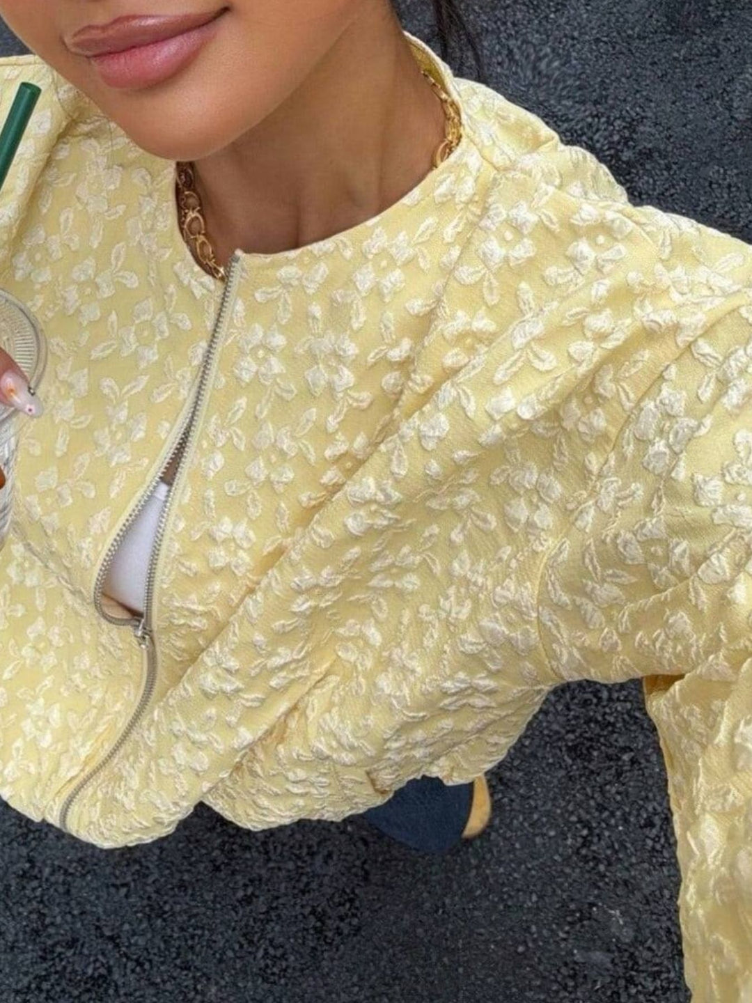 Floral textured zip-up collarless cropped jacket