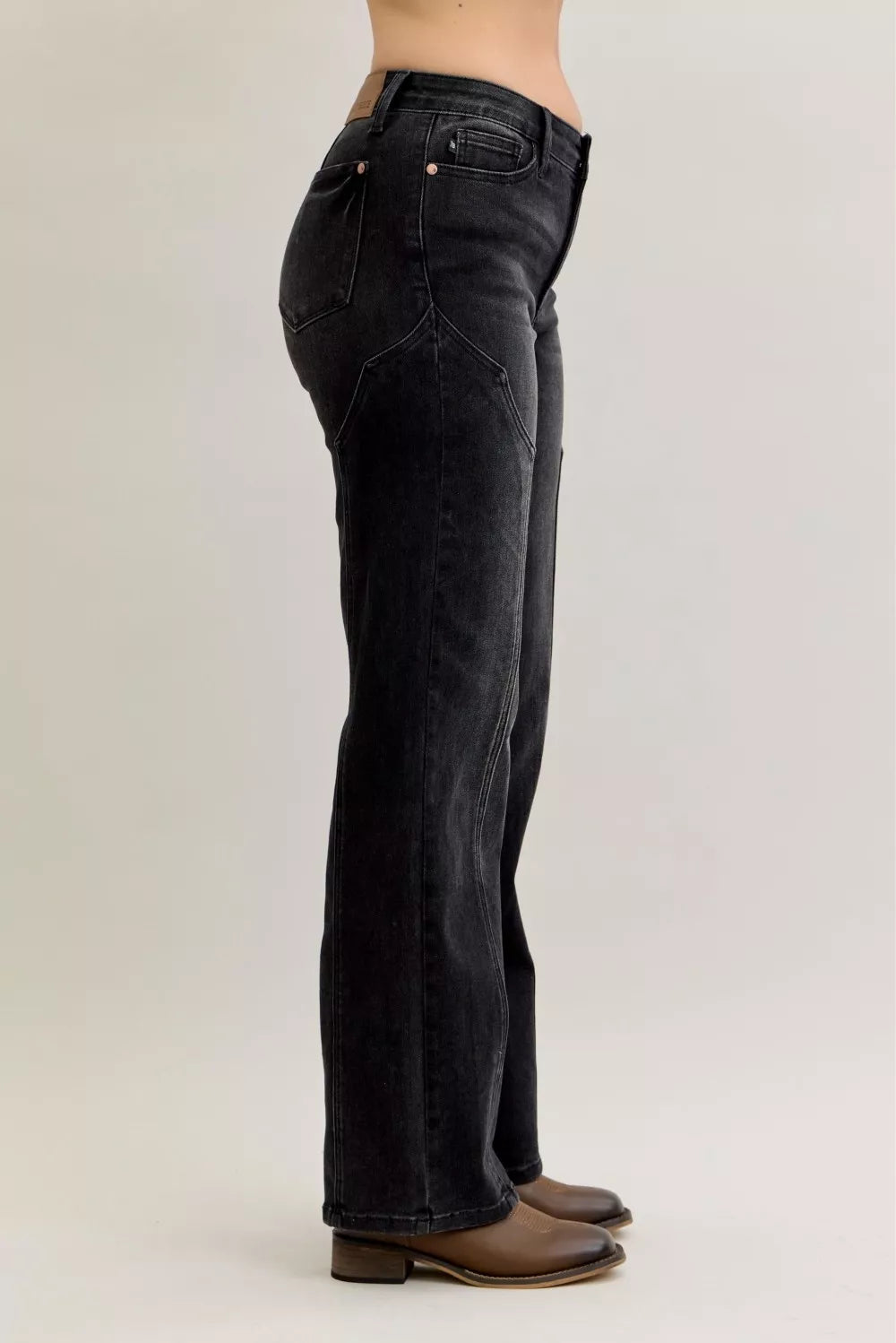 Mid-rise straight leg jeans with western seam detail
