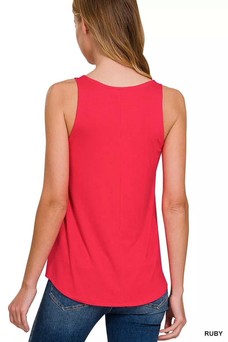 Flowy hem sleeveless tank top with scoop neck