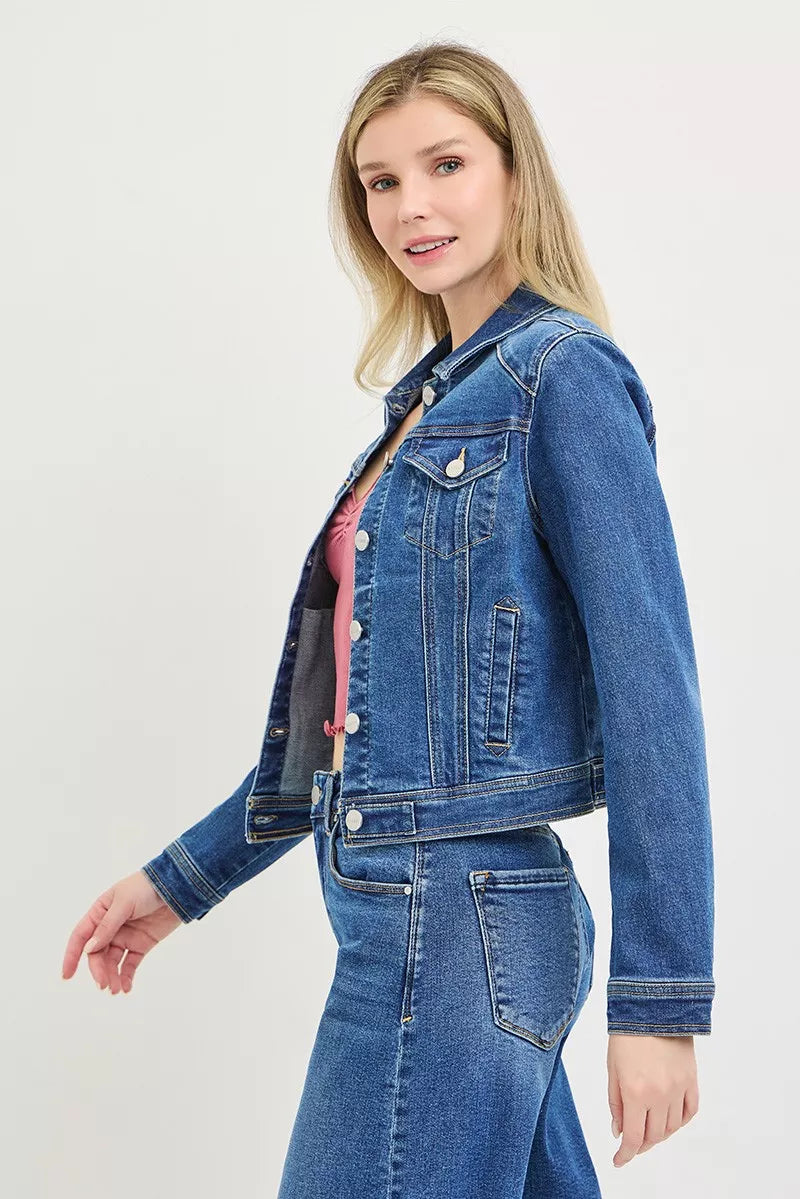 Fitted button-front denim jacket with chest pockets