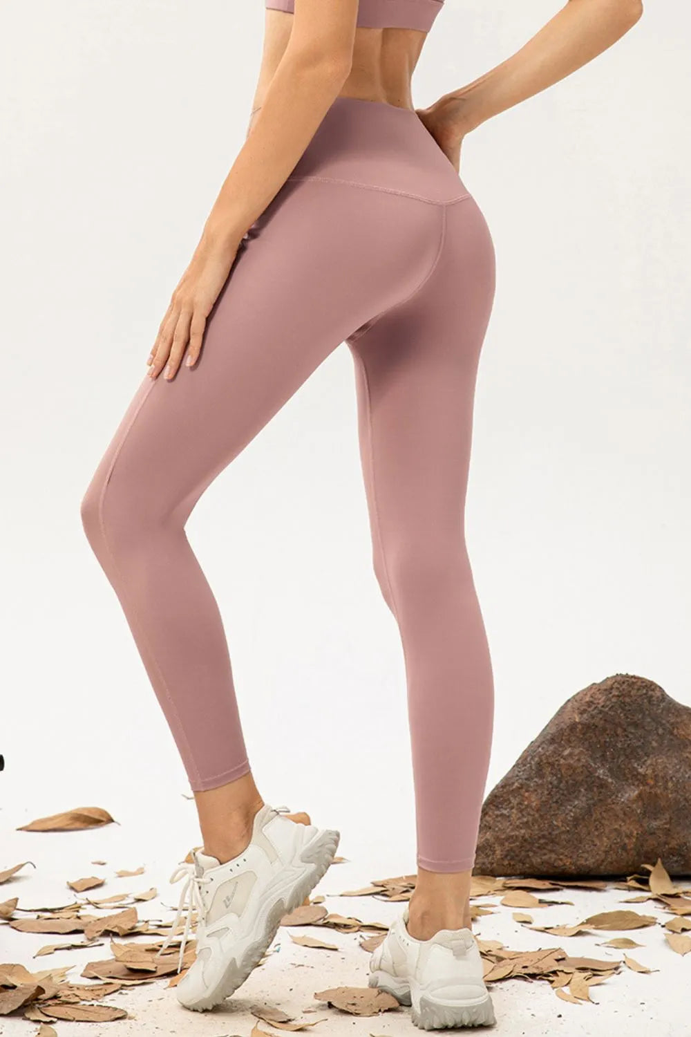 High-rise skinny active leggings with contour seams