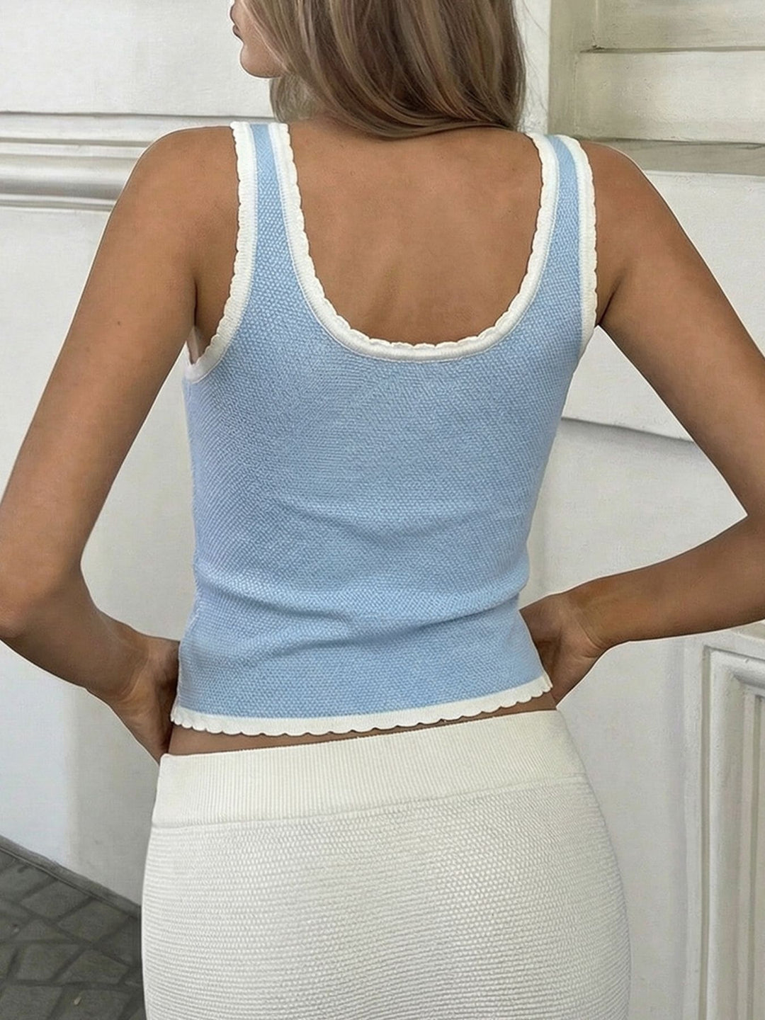 Tie-front knit tank top with contrast trim