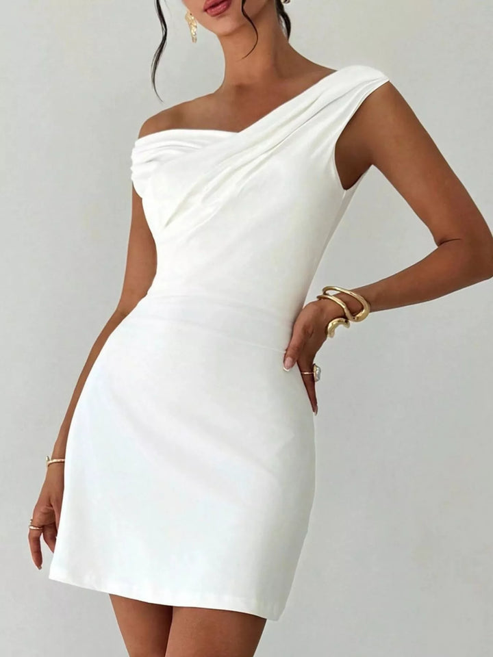 Asymmetric off-shoulder ruched bodycon mini dress