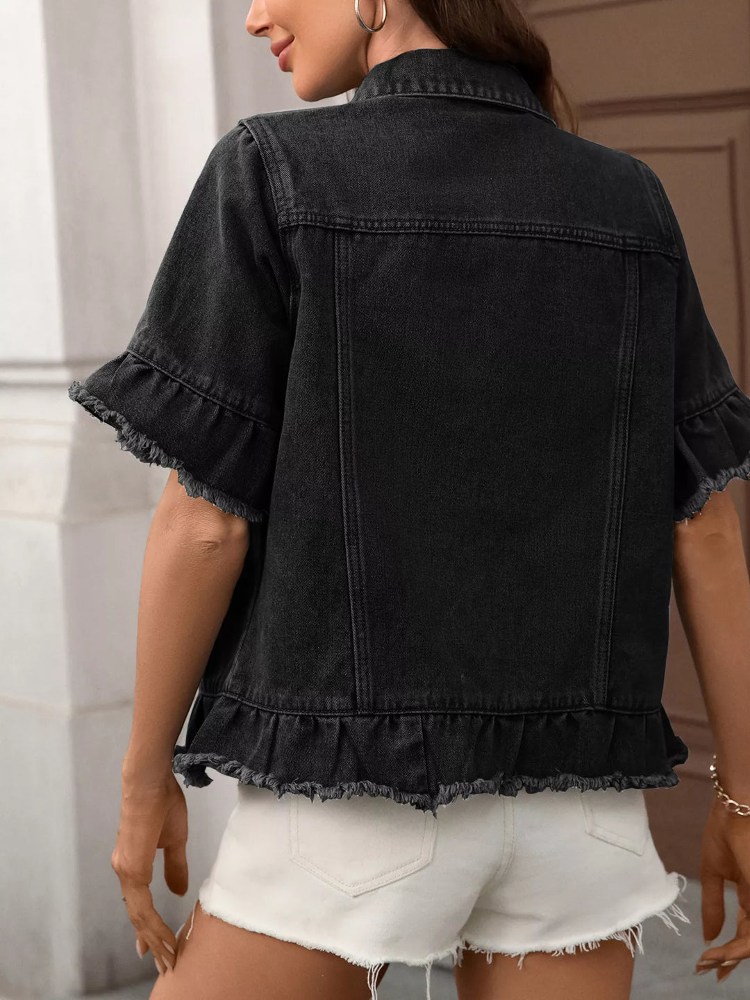 Raw hem ruffled short-sleeve denim jacket