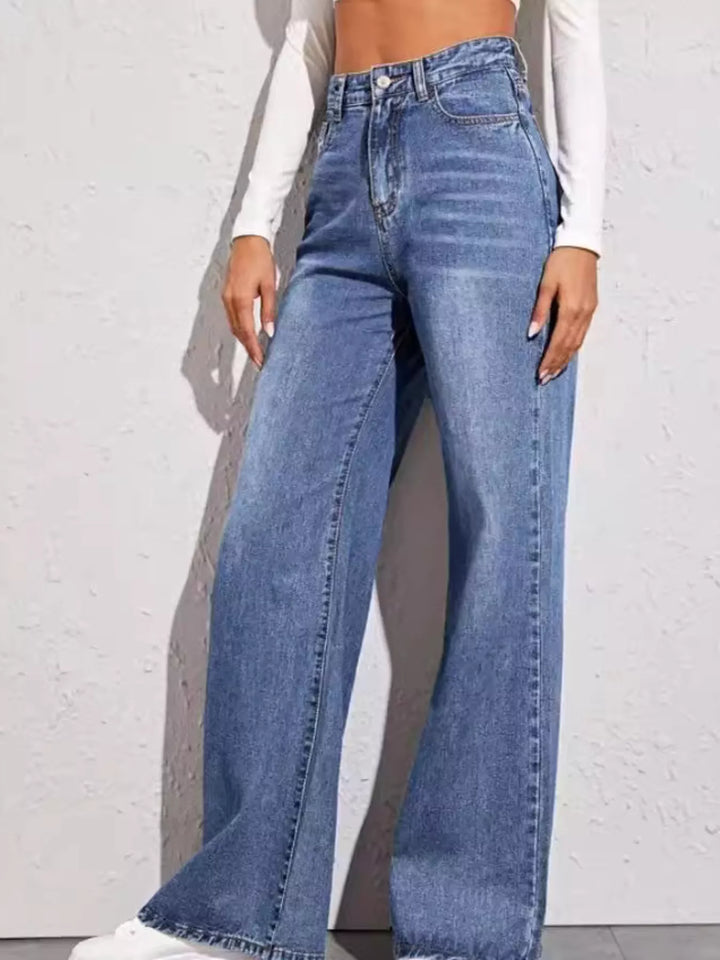 High-rise wide leg jeans with classic five-pocket cut