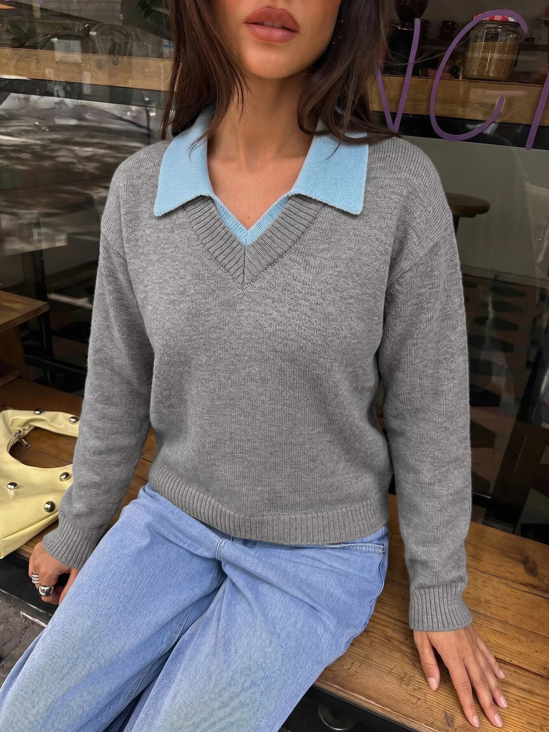 Contrast collar dropped shoulder V-neck sweater