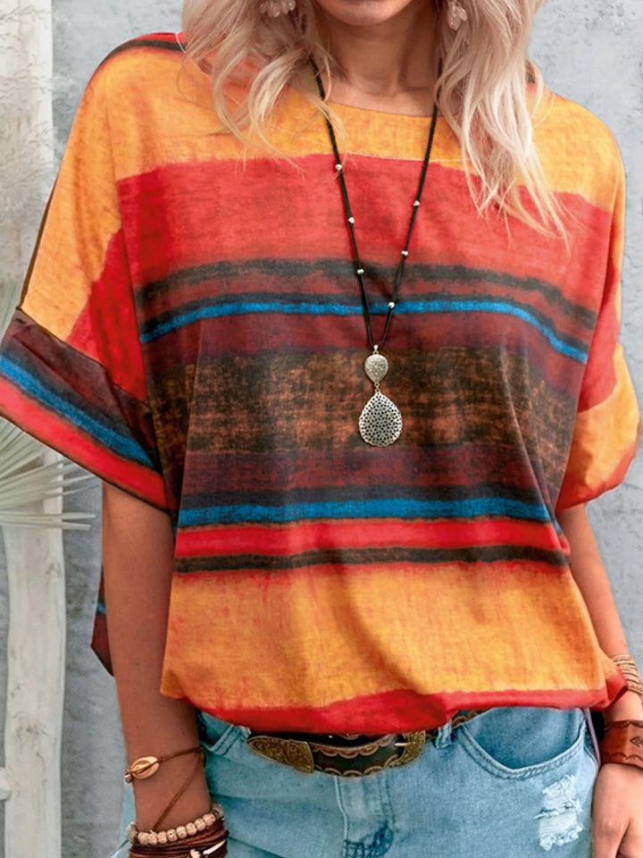 Abstract stripe round-neck short sleeve t-shirt