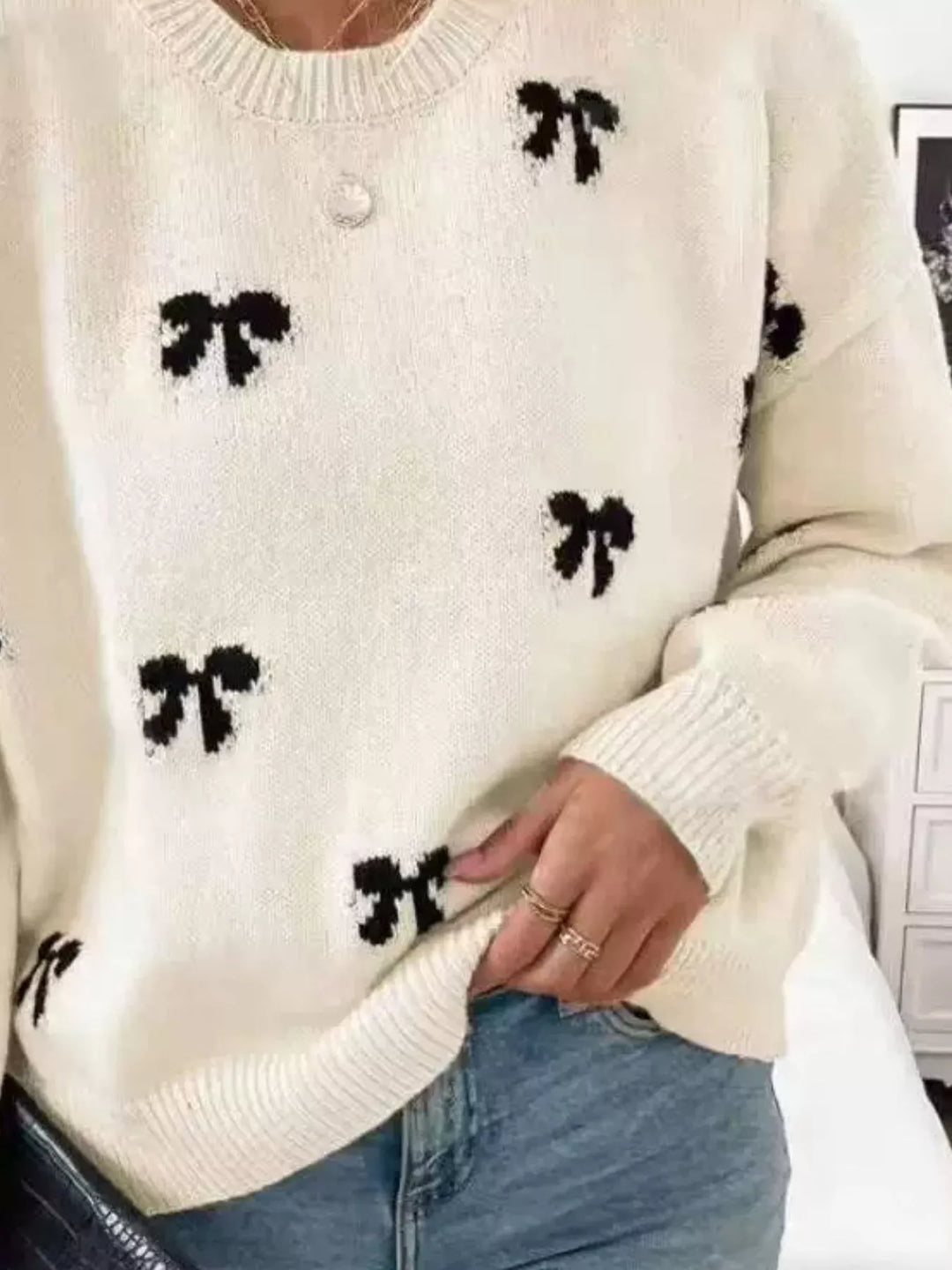 Bow print drop shoulder crew neck sweater