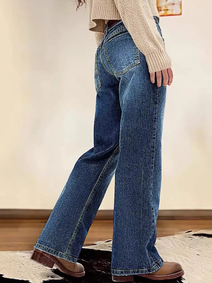 Vintage wash mid-rise straight leg jeans