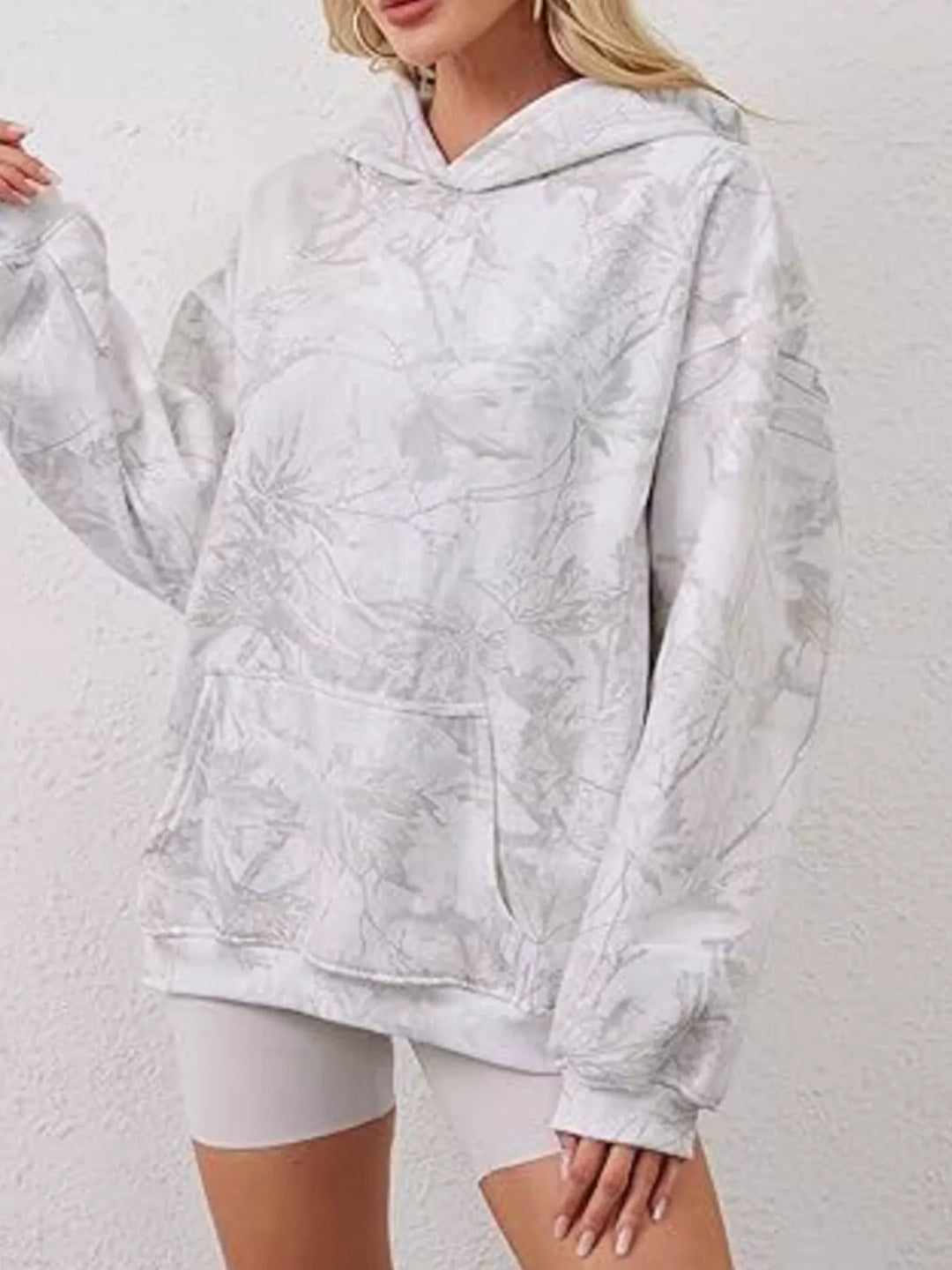 Oversized leaf print pullover hoodie with kangaroo pocket