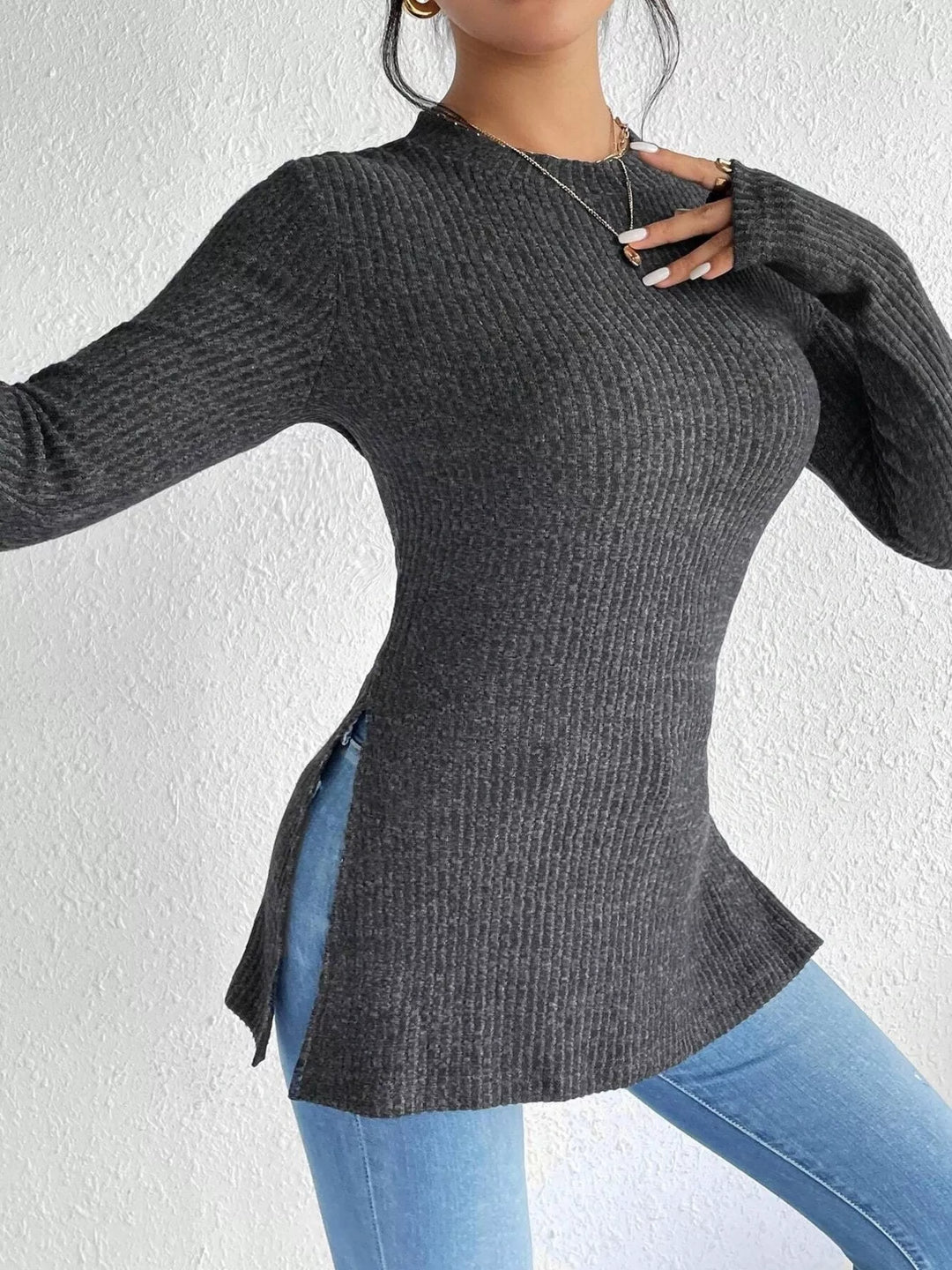 Slit-hem ribbed knit long sleeve top with crew neck