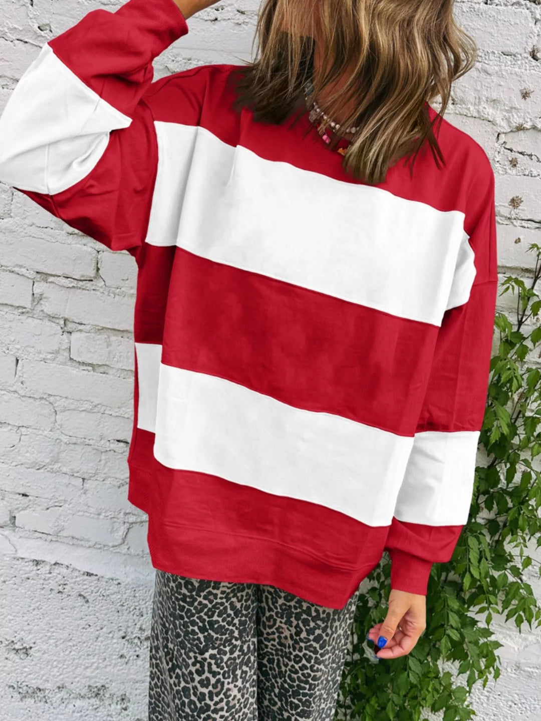 Scarlet Colorblock drop-shoulder oversized crew neck sweatshirt