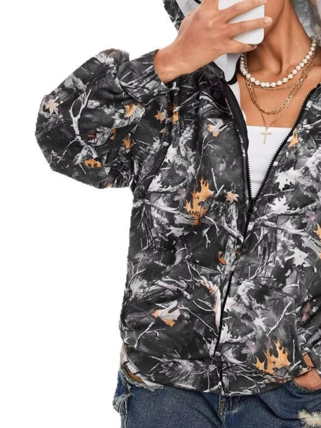 Forest camo print zip-up hoodie with side pockets