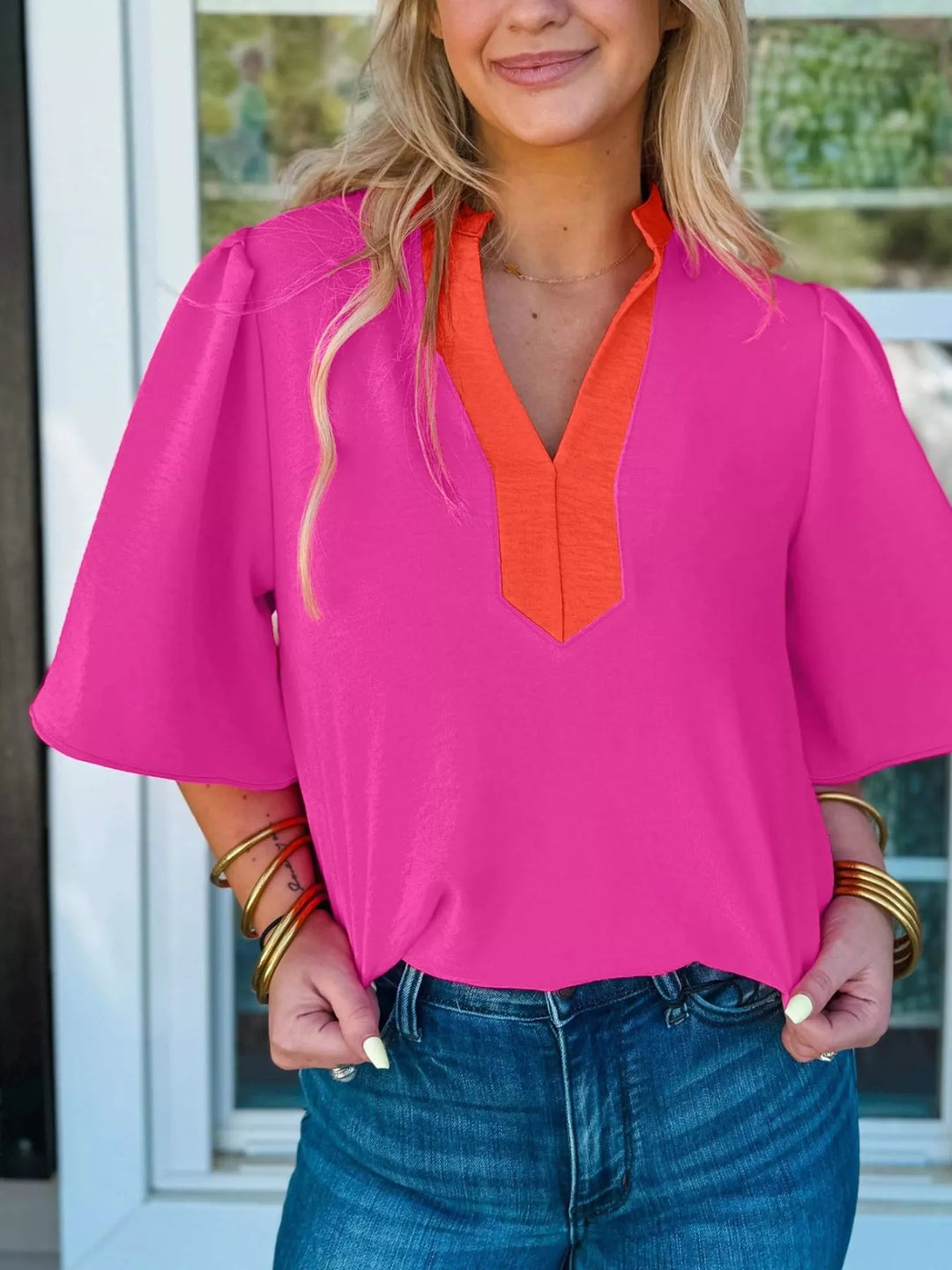 Notched contrast V-neck half sleeve blouse