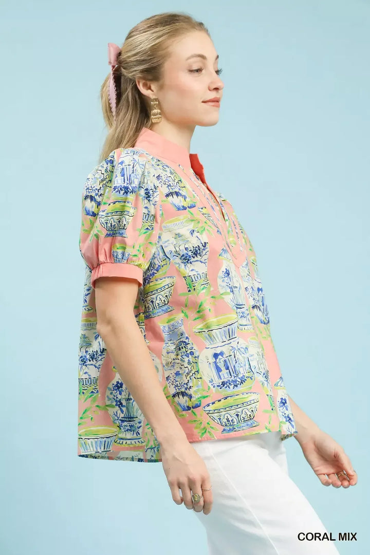 Graphic print V-neck top with puff sleeves