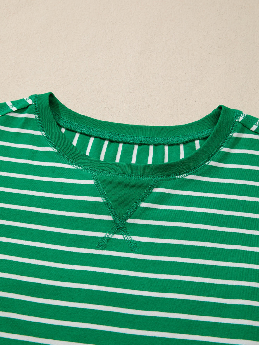 Striped crew neck t-shirt with cuffed short sleeves