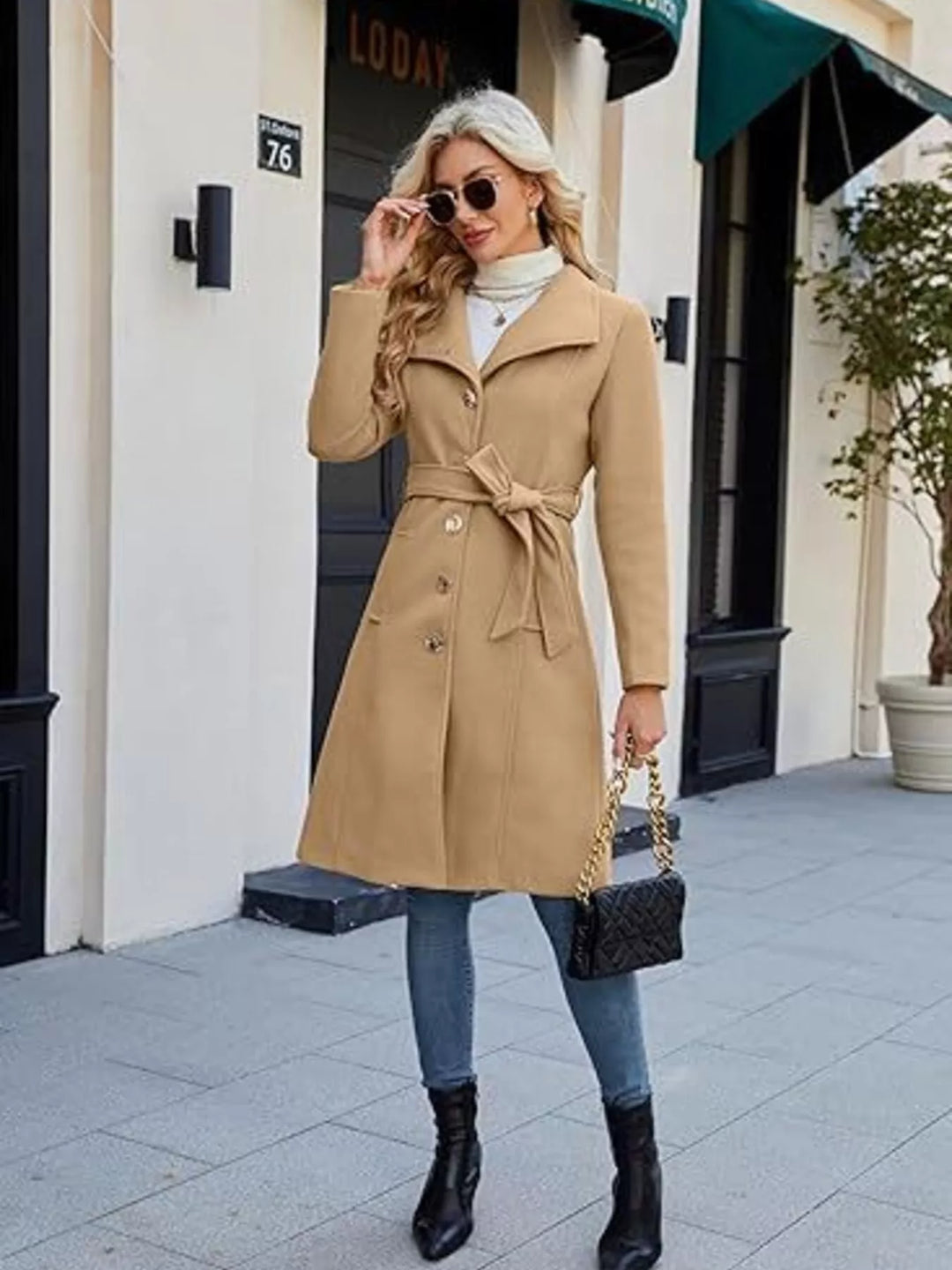 Single-breasted longline overcoat with wide notch collar