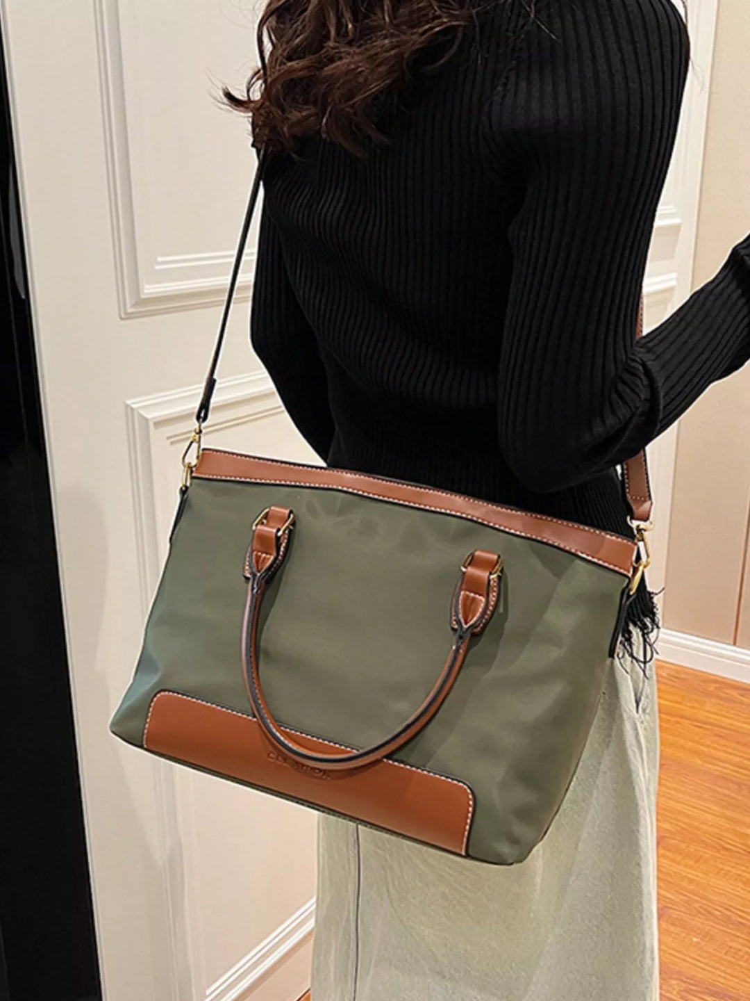 Two-tone PU leather tote bag with detachable crossbody strap