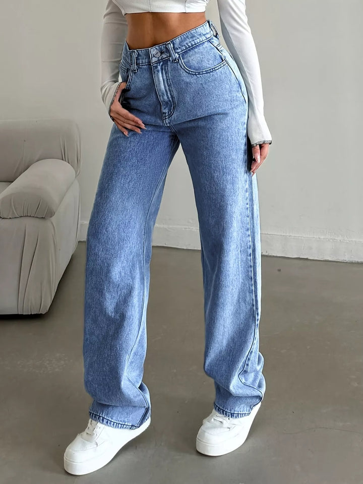 High-rise wide leg denim jeans with side pockets