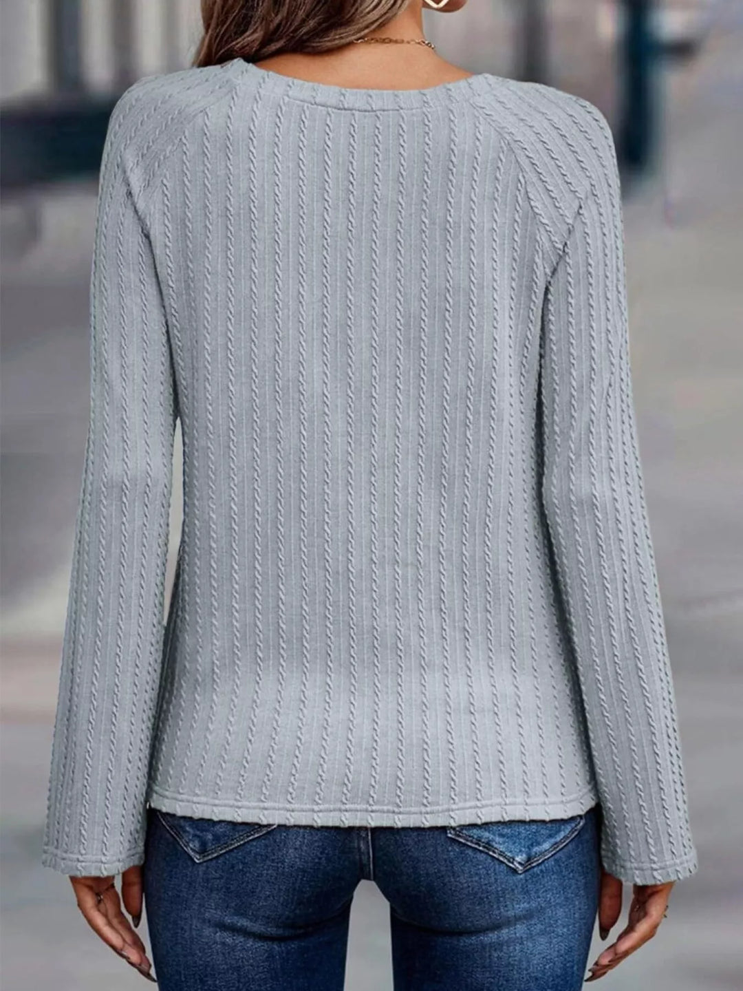 Textured cable-knit crew neck long sleeve top