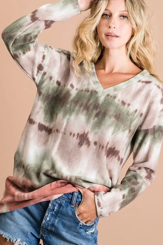 Brushed knit tie-dye V-neck long sleeve top
