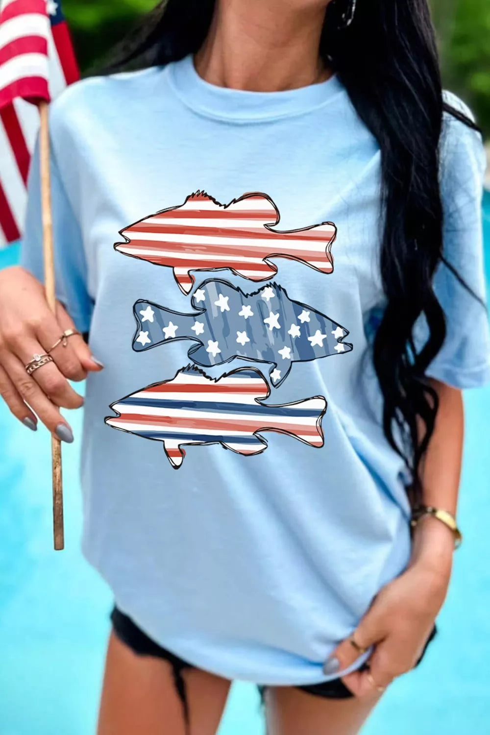 Patriotic fish graphic short sleeve crew neck tee