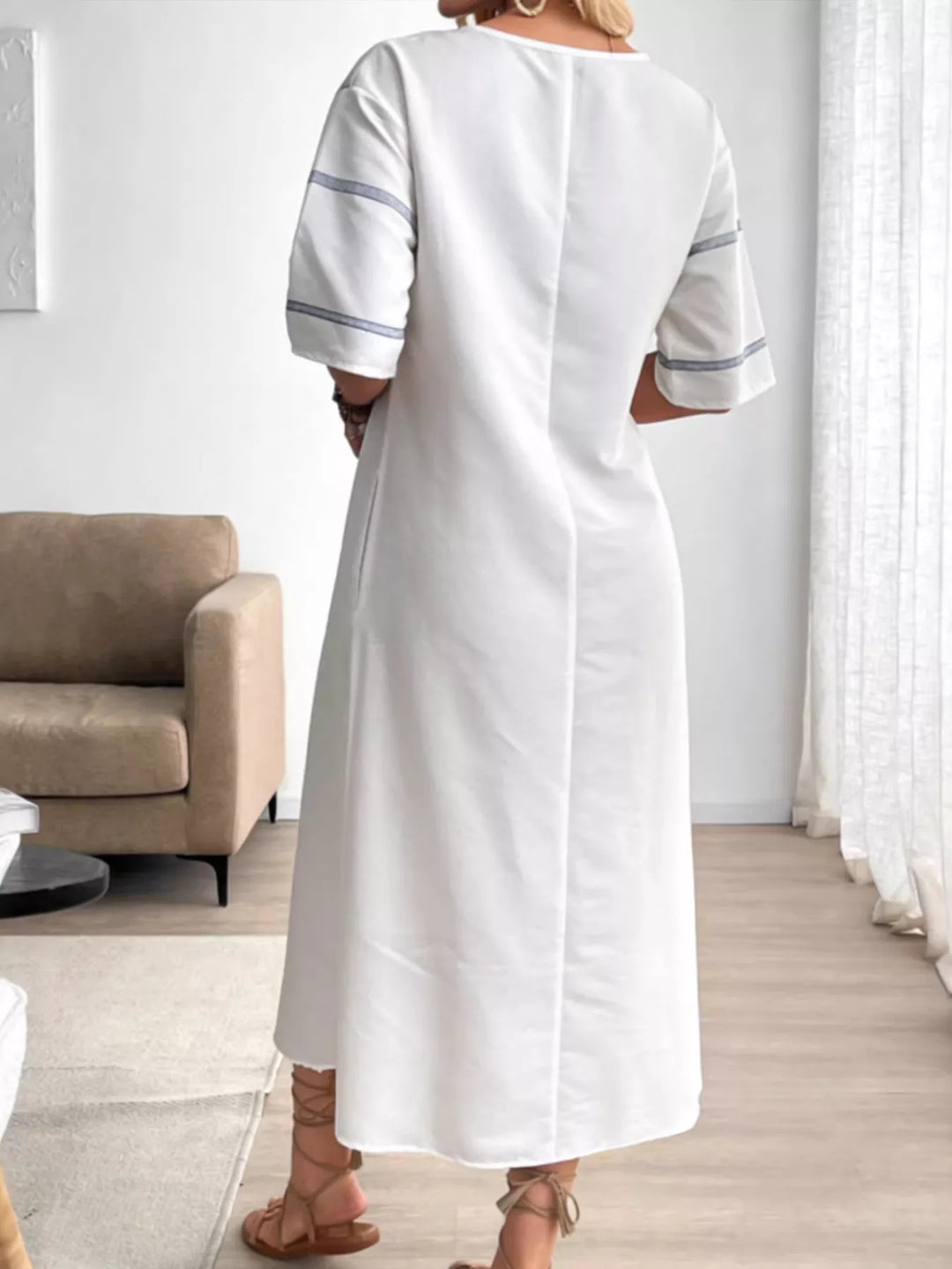 Striped V-neck maxi dress with patch pockets