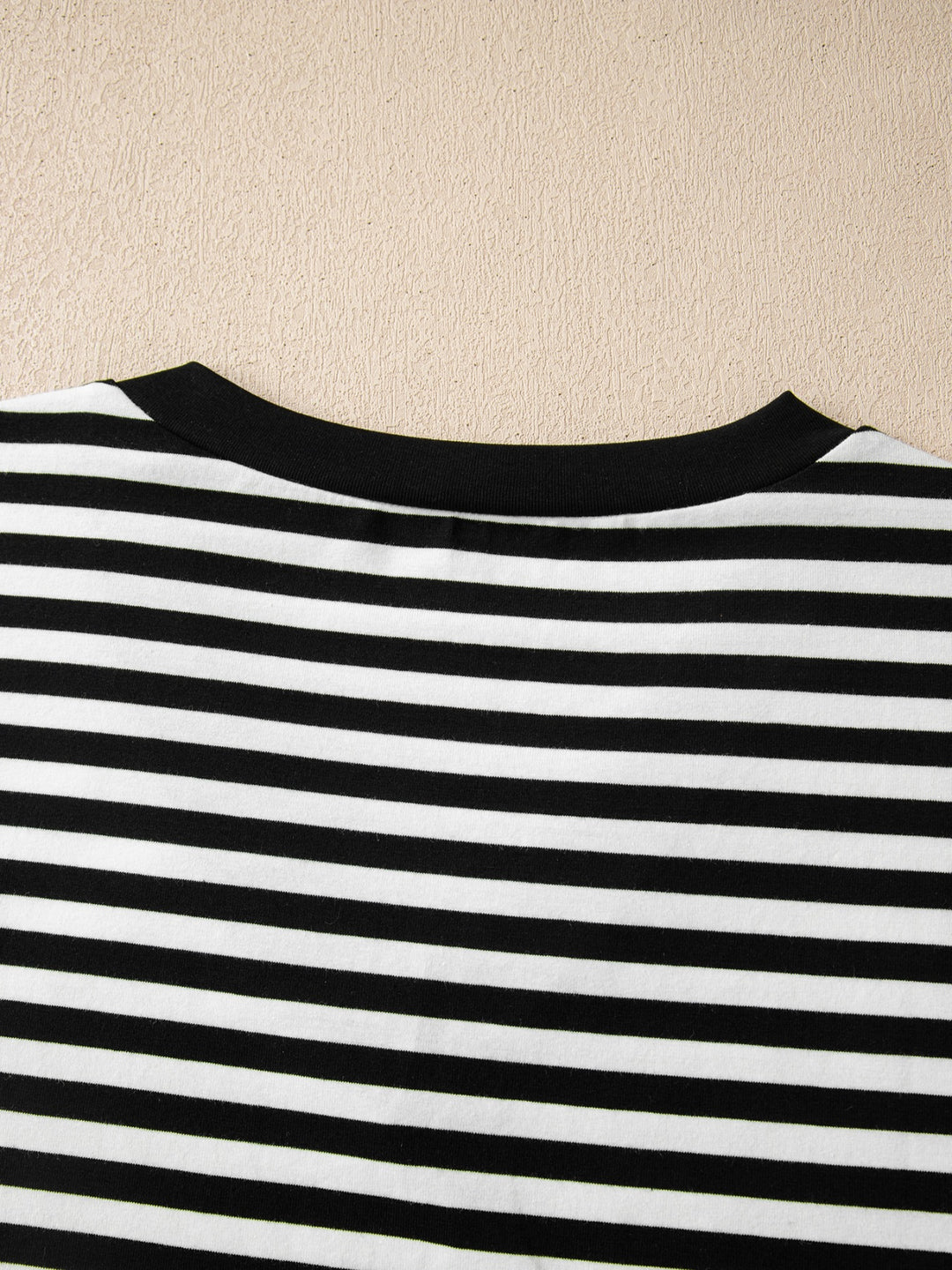 Striped v-neck tee with scalloped lace-trim sleeves
